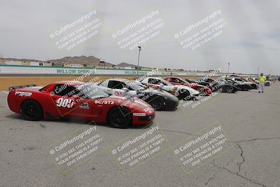 media/Jun-01-2025-CalClub SCCA (Sun) [[eae223c5dd]]/Around pit/